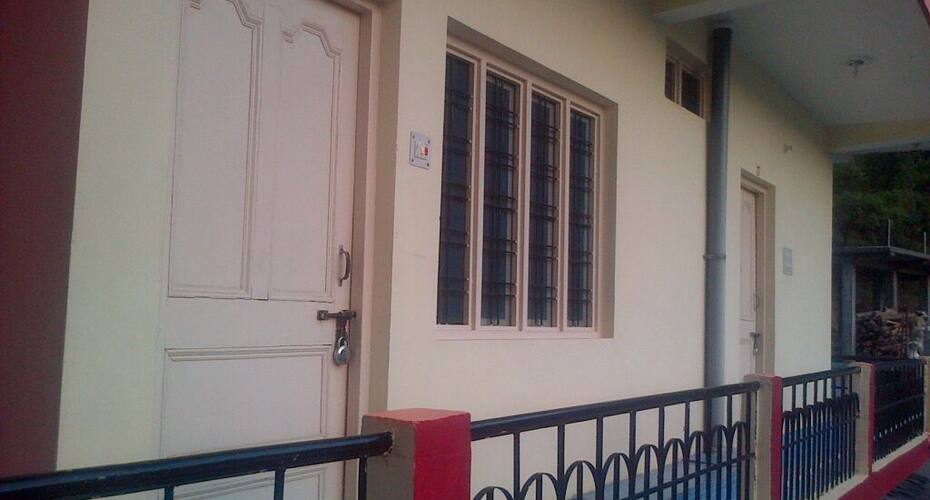 Hotel Rajeev Residency, Barkot 3